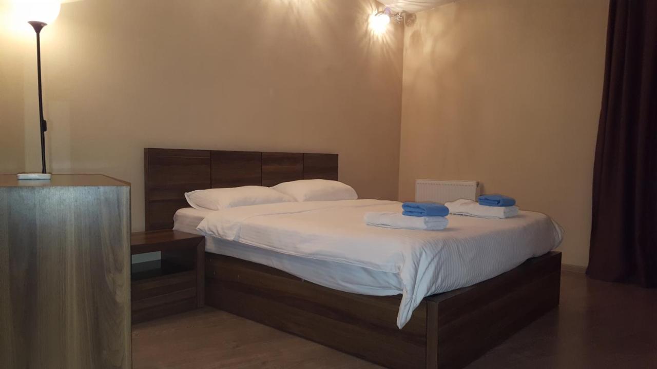 Apartment Rustaveli 1 Tbilisi Eksteriør bilde