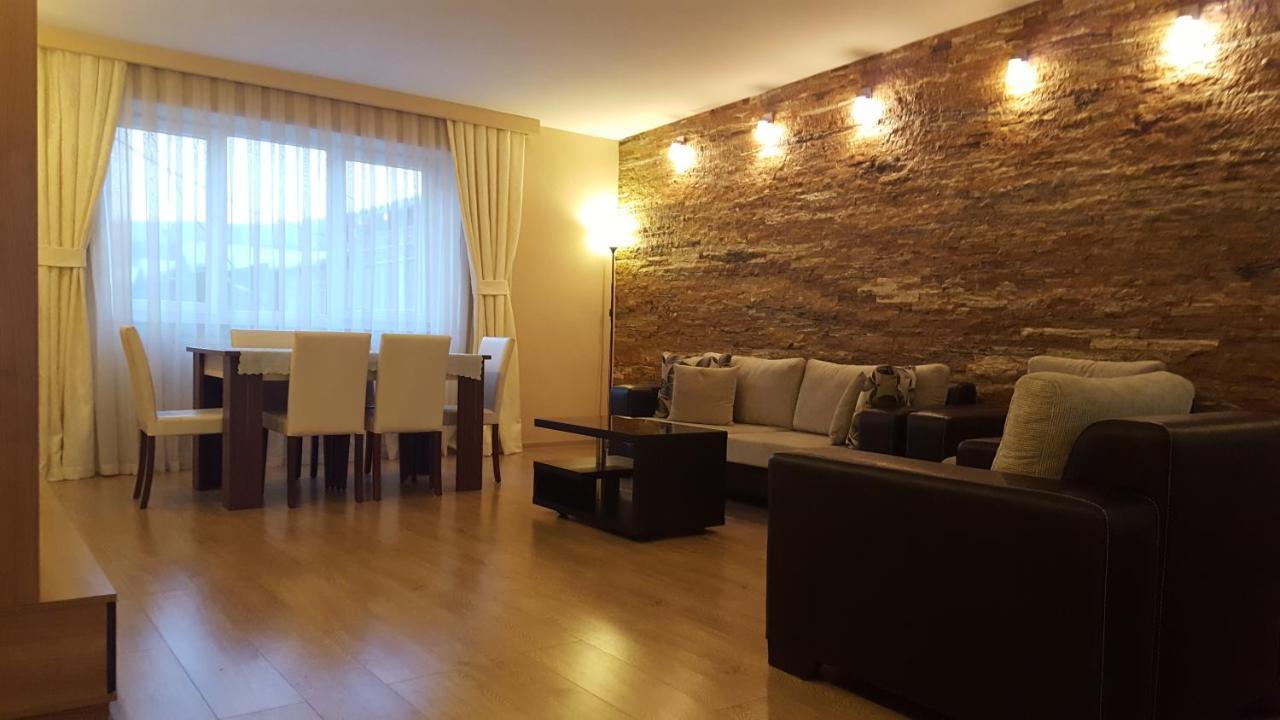Apartment Rustaveli 1 Tbilisi Eksteriør bilde