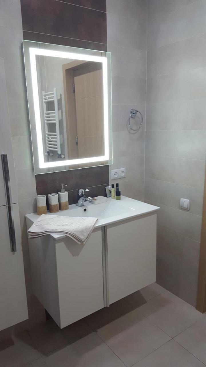 Apartment Rustaveli 1 Tbilisi Eksteriør bilde